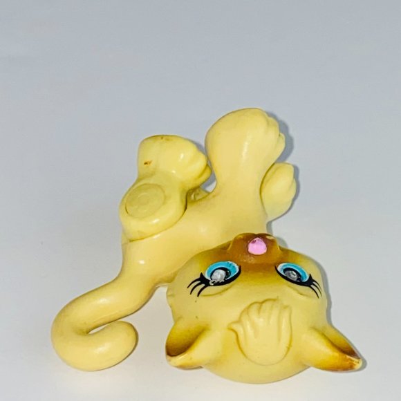 Polly Pocket Sparkling Pets Blue Eyes Pink Nose Feet Move Kids Toy Figure Animal - Picture 5 of 6